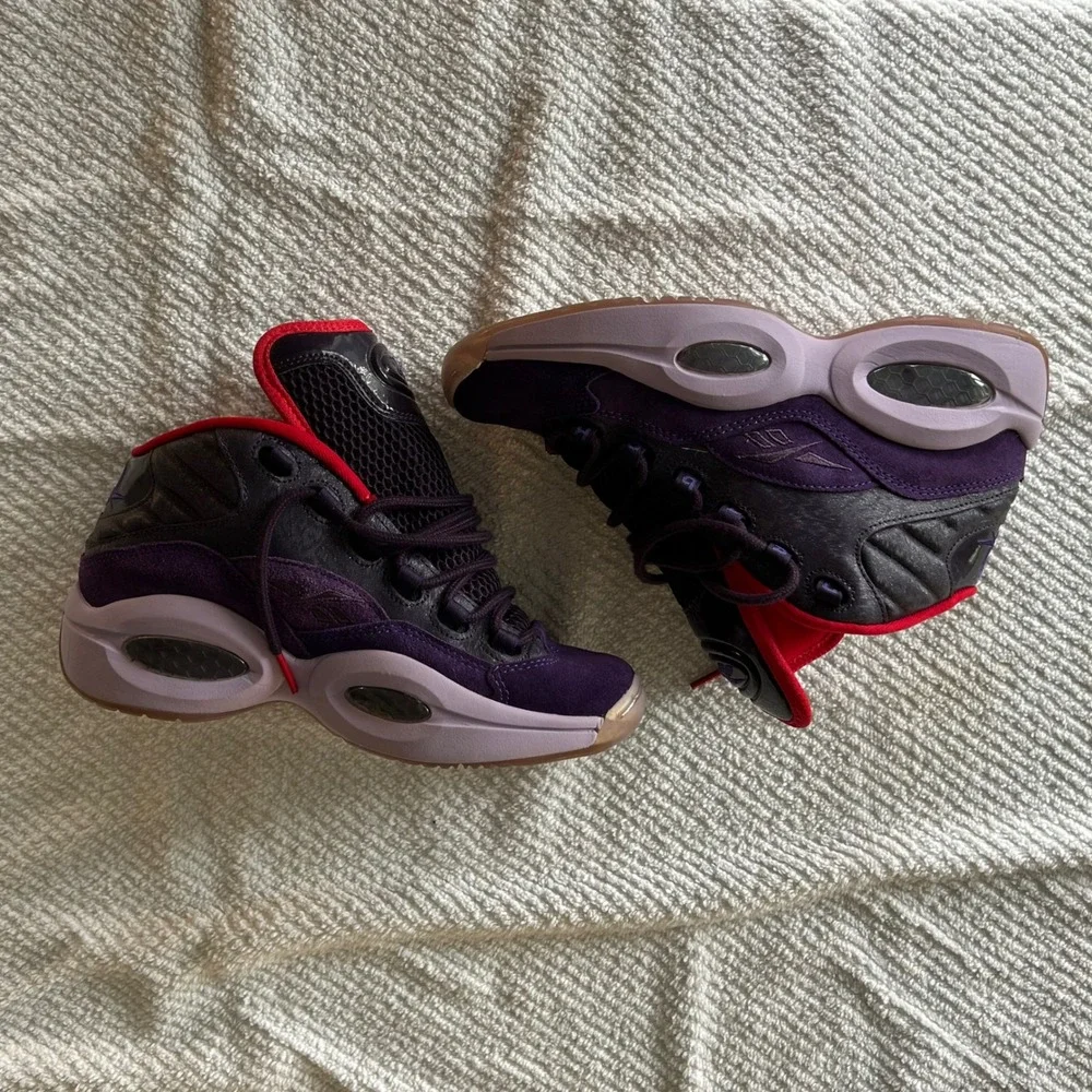 Reebok Question Mid Youth 6.5 Purple Ghost of Christmas Future Iverson V61600